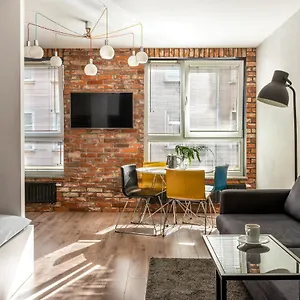 apartamenty-wroc-golden-house.hotelswroclaw.com/